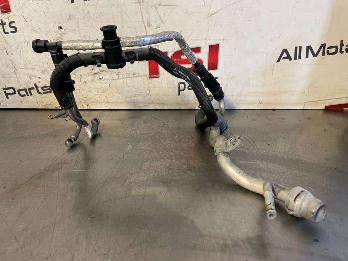 Tube d'eau d'un Audi SQ5, -, 3 mois de garantie, Audi, Utilisé