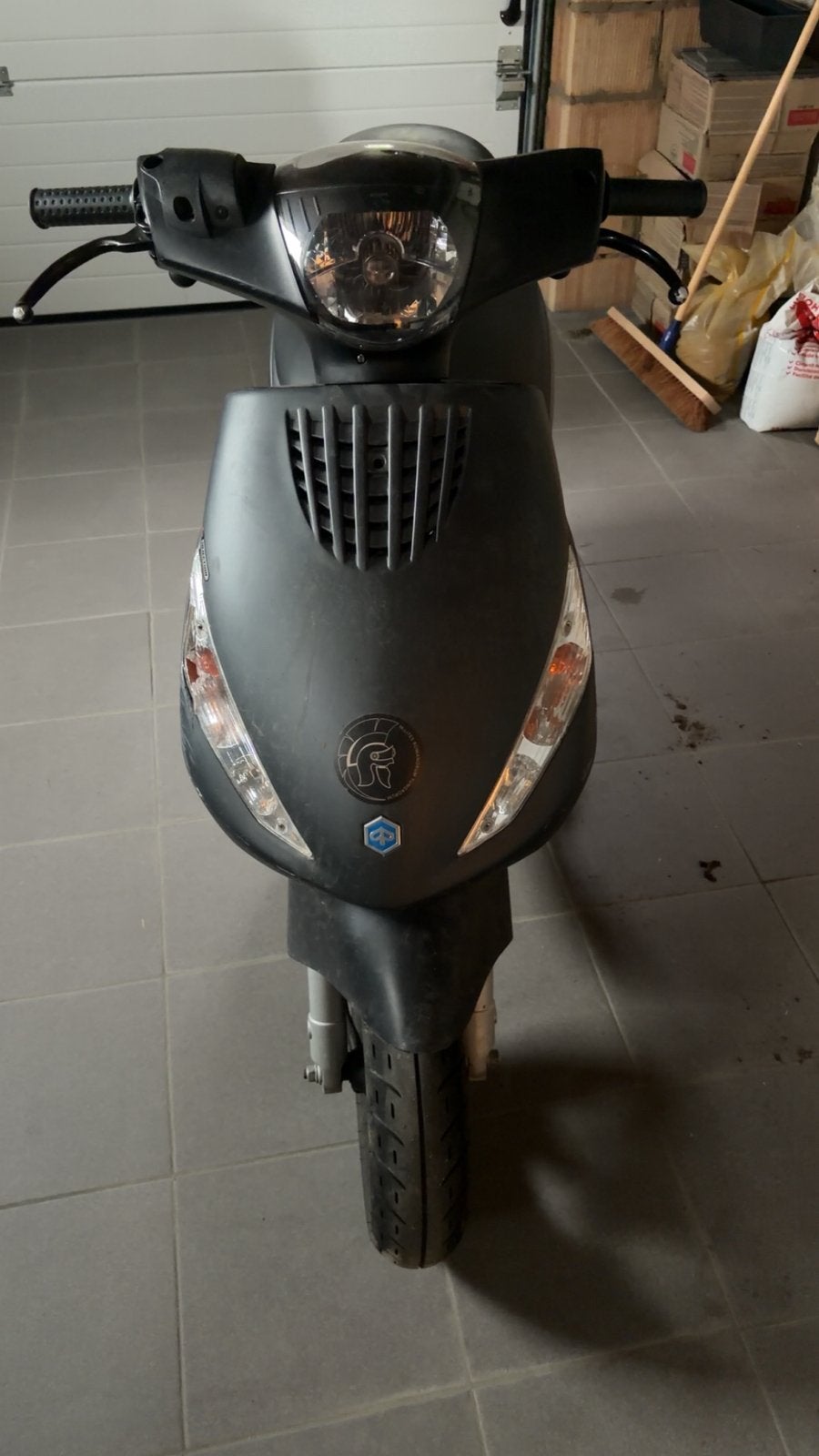 Piaggio zip 4t injectie 45km/uur, Fietsen en Brommers, Ophalen, Zip, Benzine, 50 cc