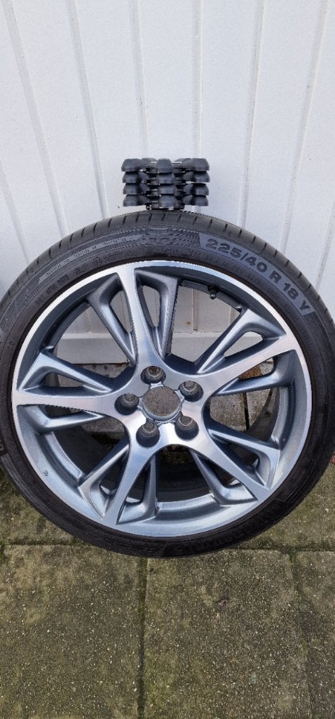 Honda 18 inch velgen en banden, Véhicule de tourisme, Pneus été, Enlèvement, Utilisé