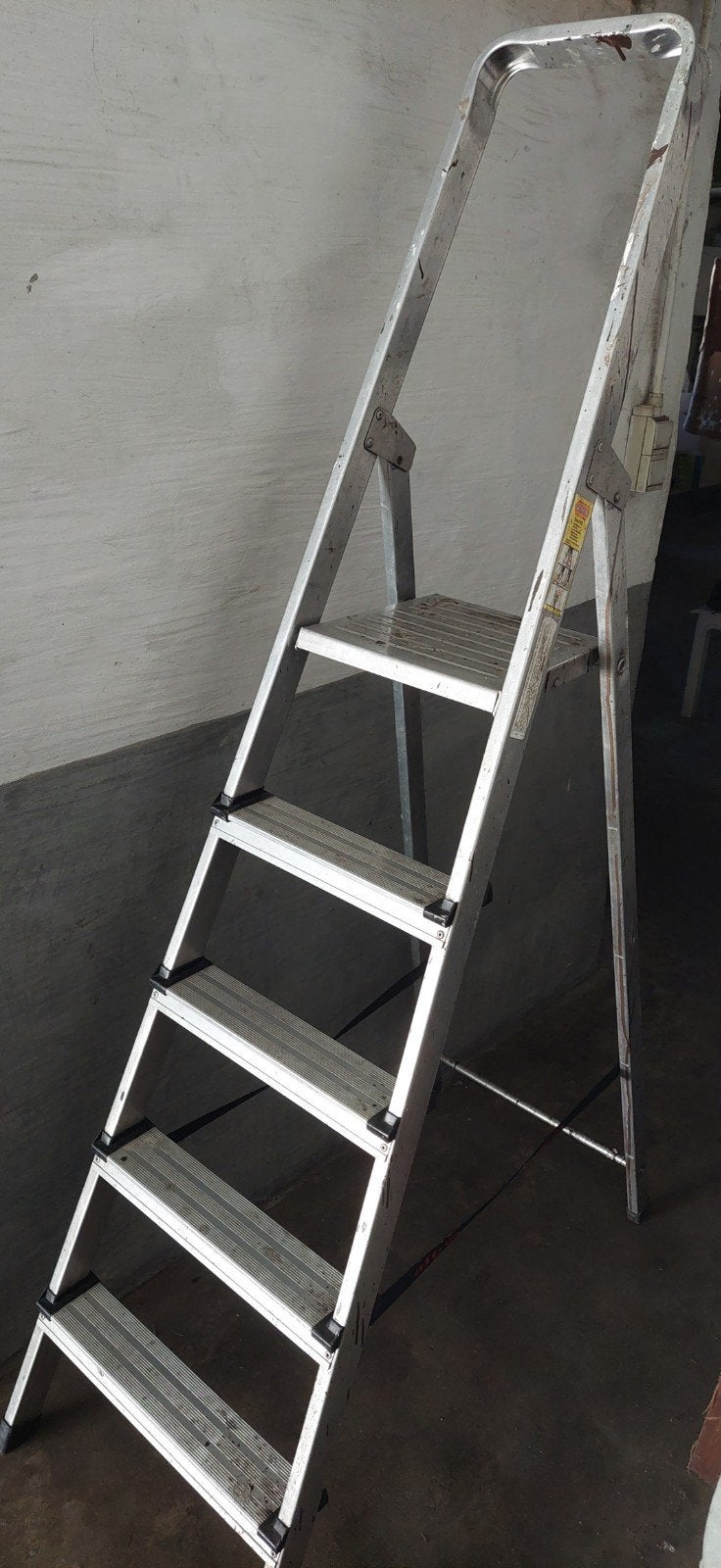 Altrex 5 Treden Aluminium Opvouwbare Trap Werkplateau, Doe-het-zelf en Bouw, Ladders en Trappen, Trap, Ophalen