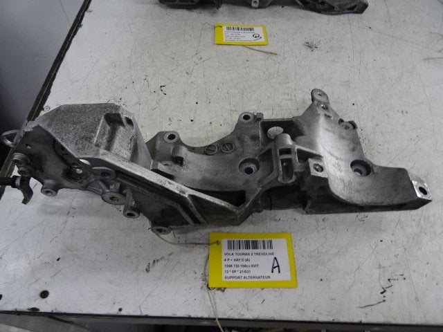 DYNAMO STEUN Volkswagen Touran (1T1 / T2) (04L903143B), Gebruikt, Volkswagen