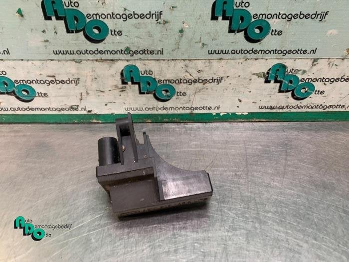 Antenne amplificateur d'un Audi A4 (A4 01-), -, 3 mois de garantie, Audi, Utilisé