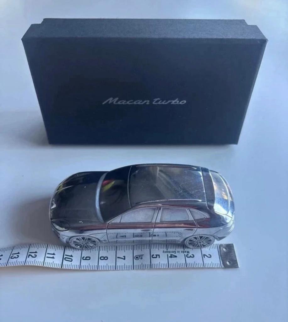Porche Macon decoratie, Verzamelen, Ophalen of Verzenden, Zo goed als nieuw