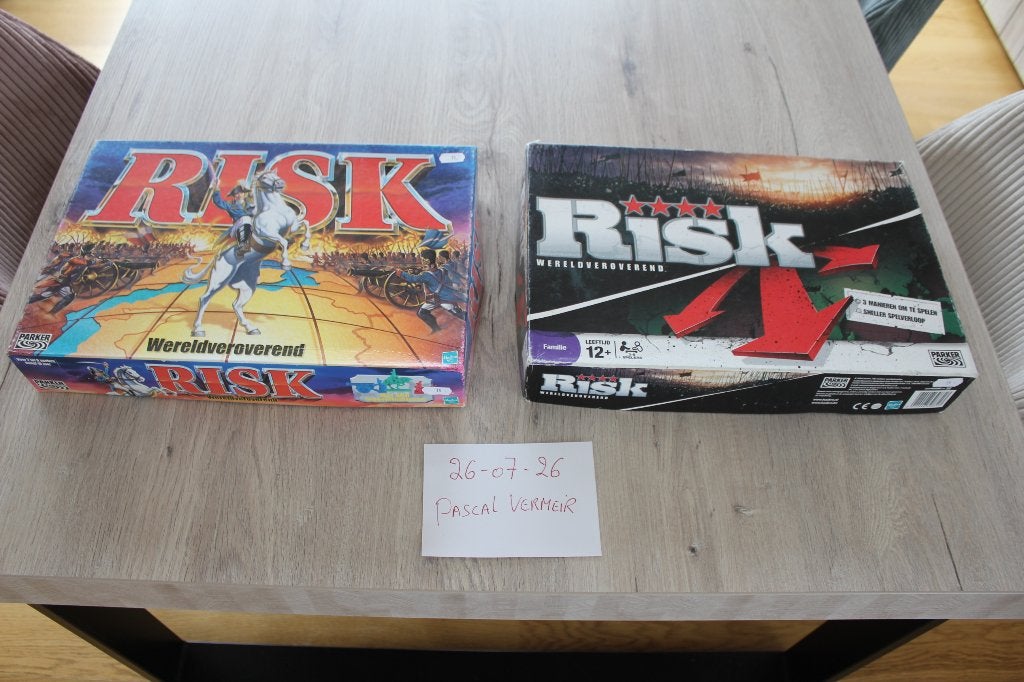 Risk Gewone en sellere spelversie, Hobby en Vrije tijd, Vijf spelers of meer, Ophalen of Verzenden, Gebruikt, Parker