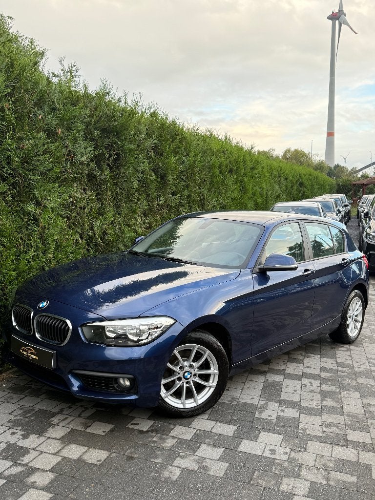 BMW 116I 2017 Perfecte staat, Auto's, Blauw, Lichtsensor, Bedrijf, 3 cilinders