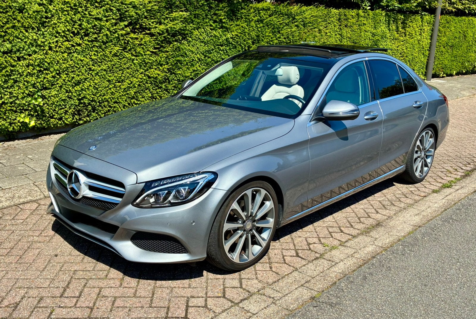 Mercedes C220, Autos, Mercedes-Benz, Particulier, Classe C, Caméra de recul, Phares directionnels, Air conditionné, Bluetooth
