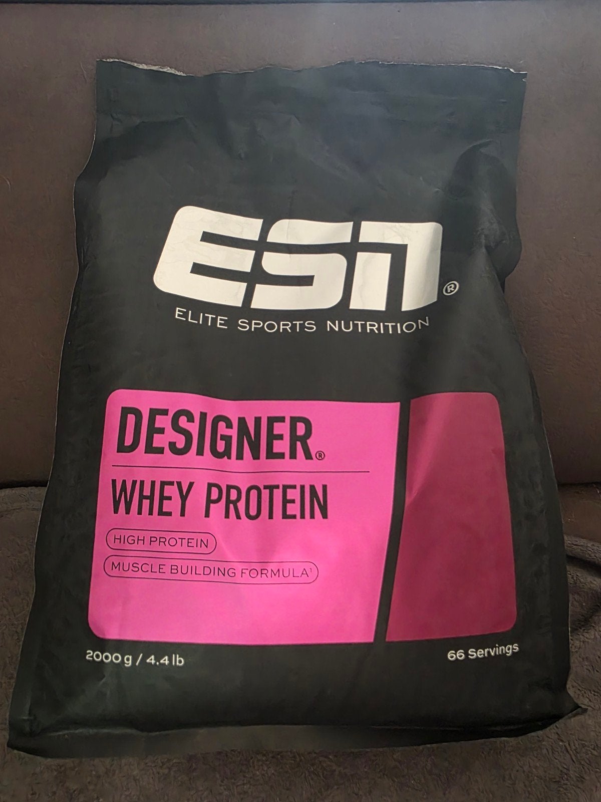 esn whey protein milk chocolate 65 porties, Sport en Fitness, Ophalen, Zo goed als nieuw