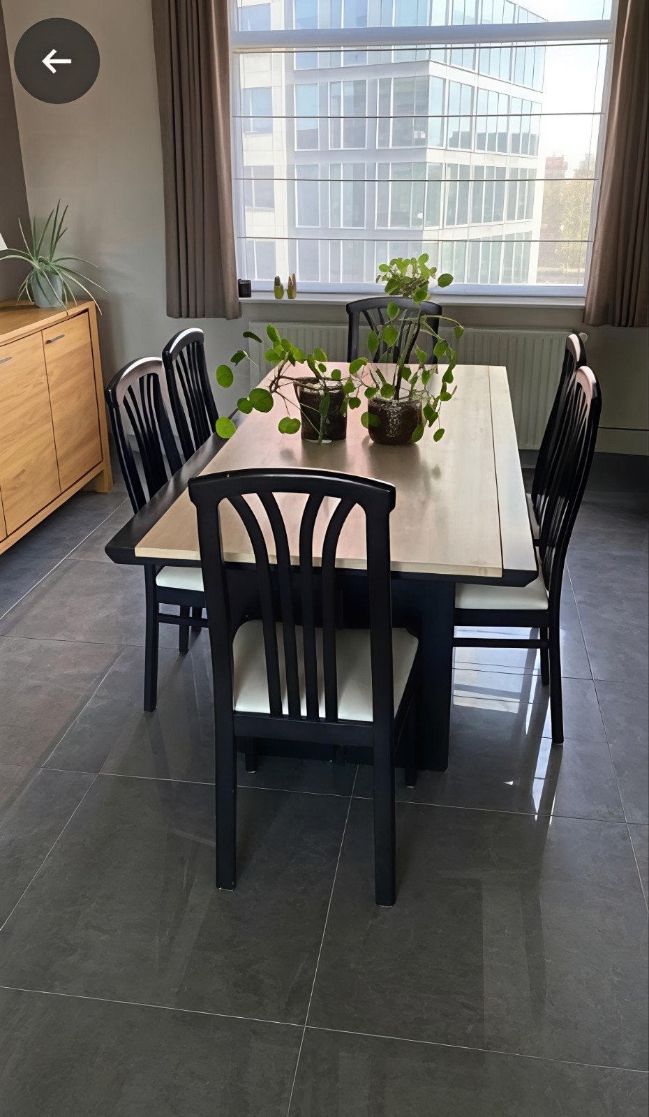 Mooie Eettafel met ingelegde travertin blad, Enlèvement