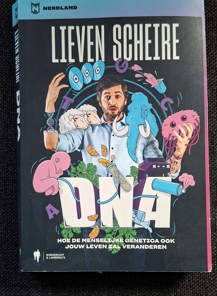 Boek : DNA - Lieven Scheire, Boeken, Ophalen of Verzenden, Gelezen