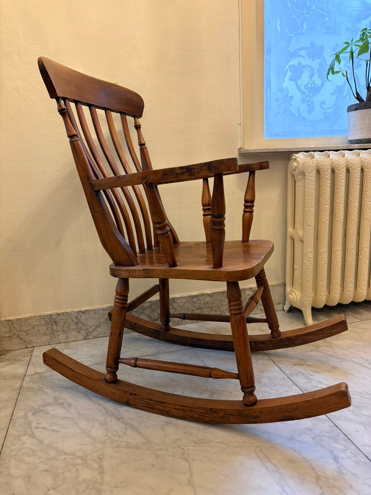 Klassieke engelse windsor schommelstoel, Ophalen