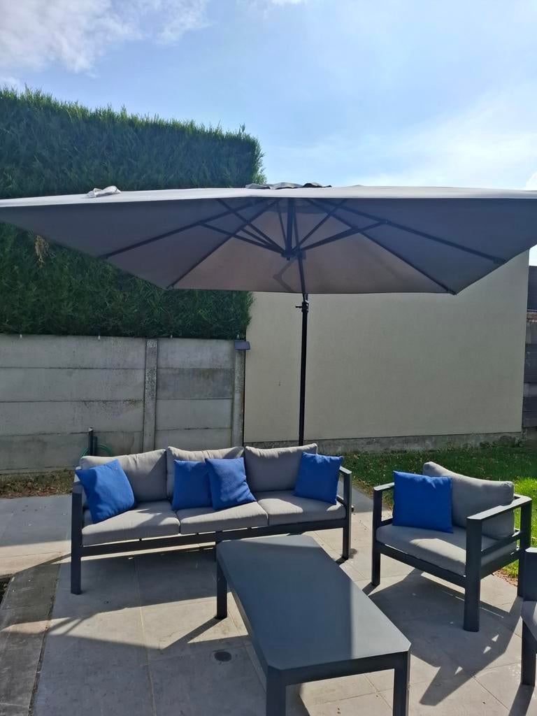 Parasol, Enlèvement