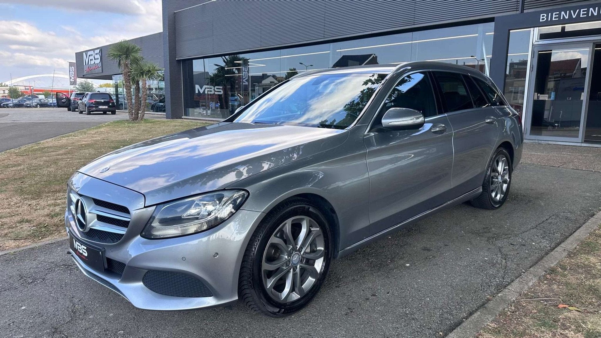 Mercedes-Benz C-Klasse 180 * 180* LED* NAVI* CLIM* CUIR PART, Argent ou Gris, Achat, Boîte manuelle, Noir