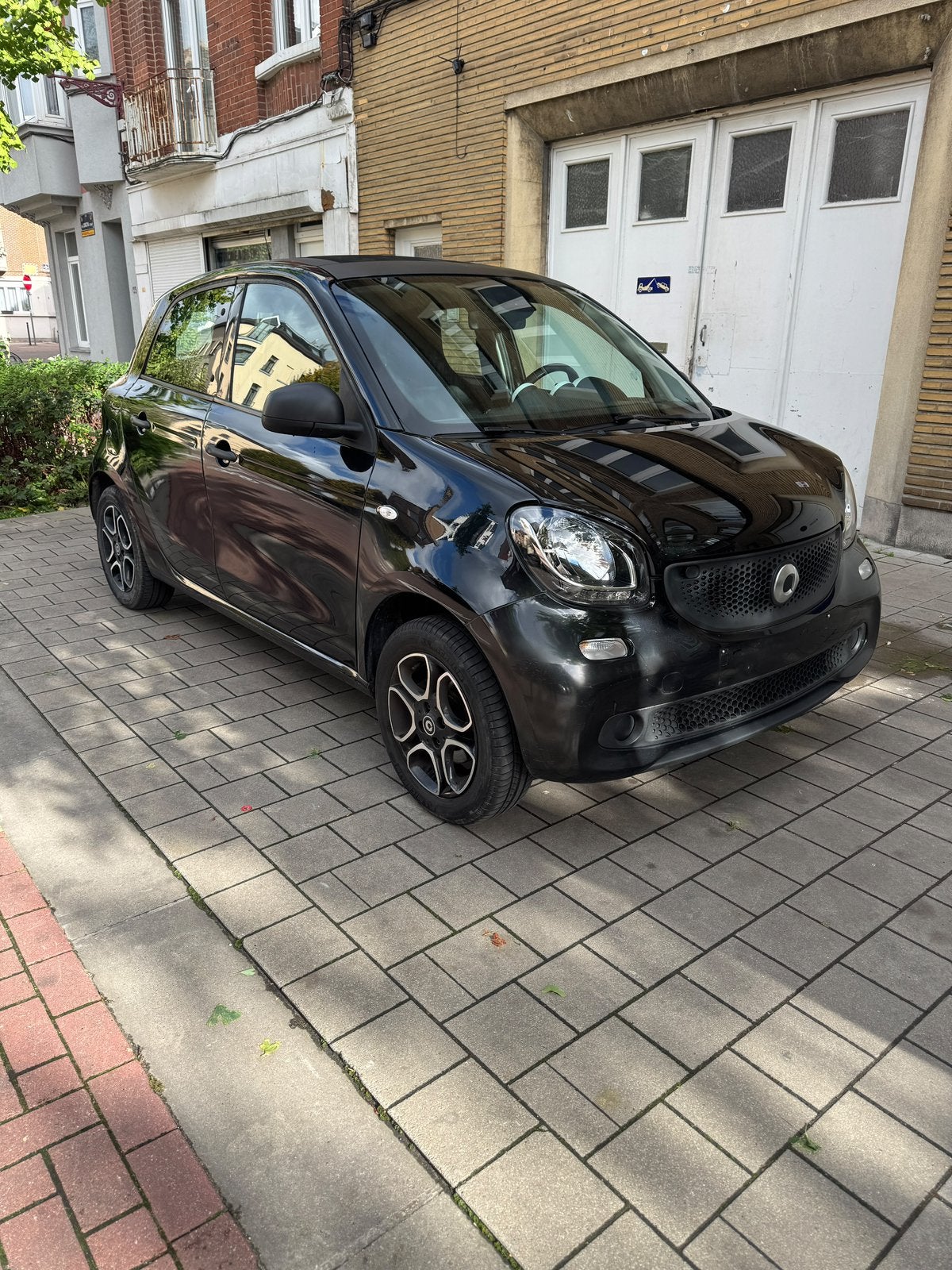 SMART FORFOUR OPENAIR CABRIOLET 2015 71CV NAVI KLIM 62000 km, Auto's, Panoramadak, Cabriolet, Zwart, Handgeschakeld