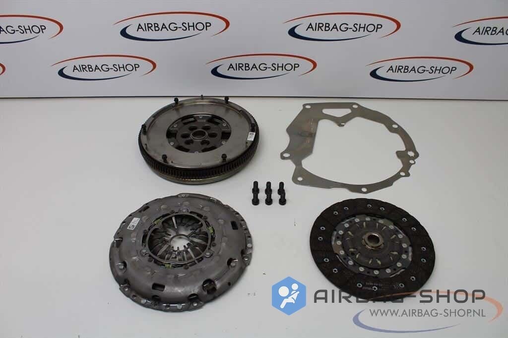 Volkswagen / Audi Vliegwiel + Koppeling 04L105266C Nieuw, -, -, Nieuw, Ophalen of Verzenden
