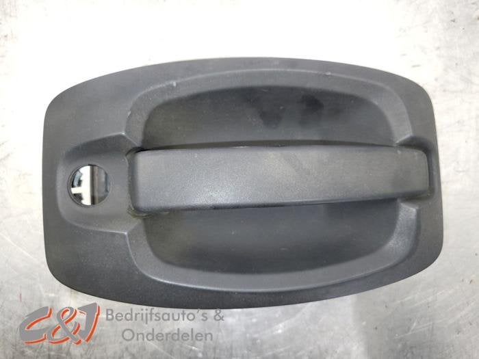 Poignée portière 2portes gauche d'un Peugeot Boxer, Autos : Pièces & Accessoires, Carrosserie & Tôlerie, Peugeot, Utilisé, 3 mois de garantie