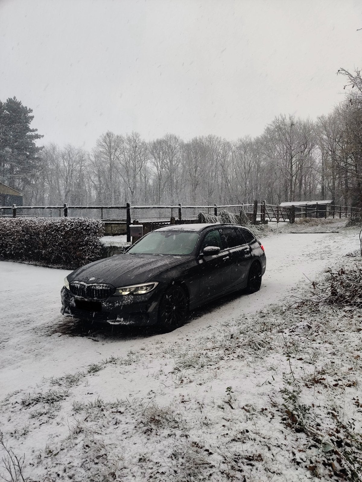 Bmw 320i G21, Autos, Carnet d'entretien, Noir, 5 portes, Break