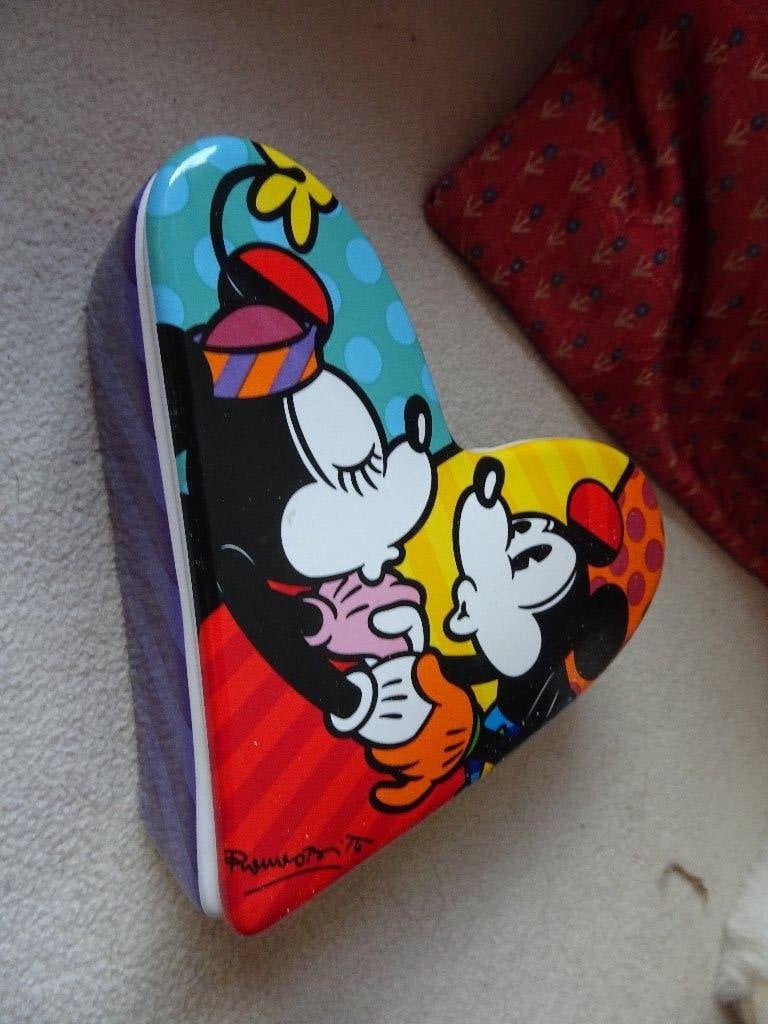 Coffret cœur BRITTO - Mickey F et Minnie S, Enlèvement ou Envoi, Mickey Mouse, Comme neuf, Statue ou Figurine