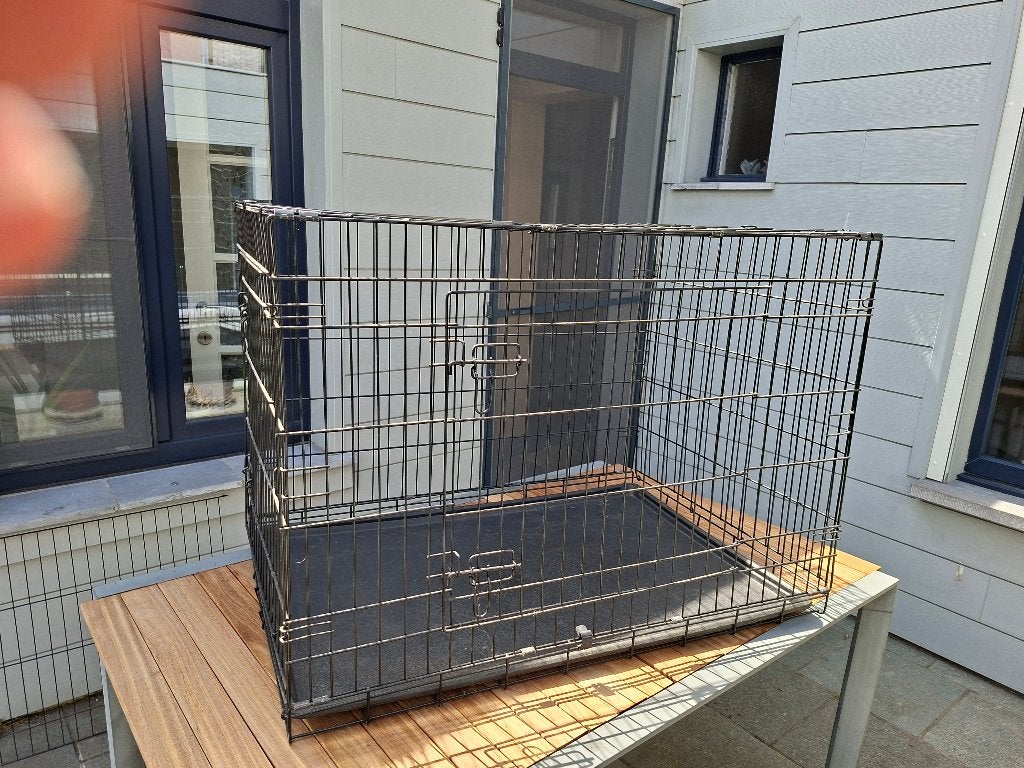 Topmast hondenbench zwart - 2-deurs - 107x69x76cm, Ophalen, Zo goed als nieuw