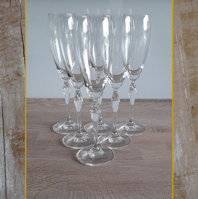FLUTES A CHAMPAGNE 20CL (25 € le lot de 6 verres), Enlèvement, Neuf, Vintage, Verre ou Verres