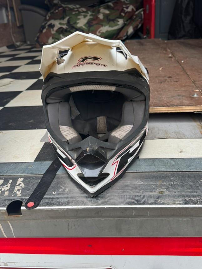 Pro grip cross helm te koop, Motoren, Kinderen, Overige typen, S, Tweedehands