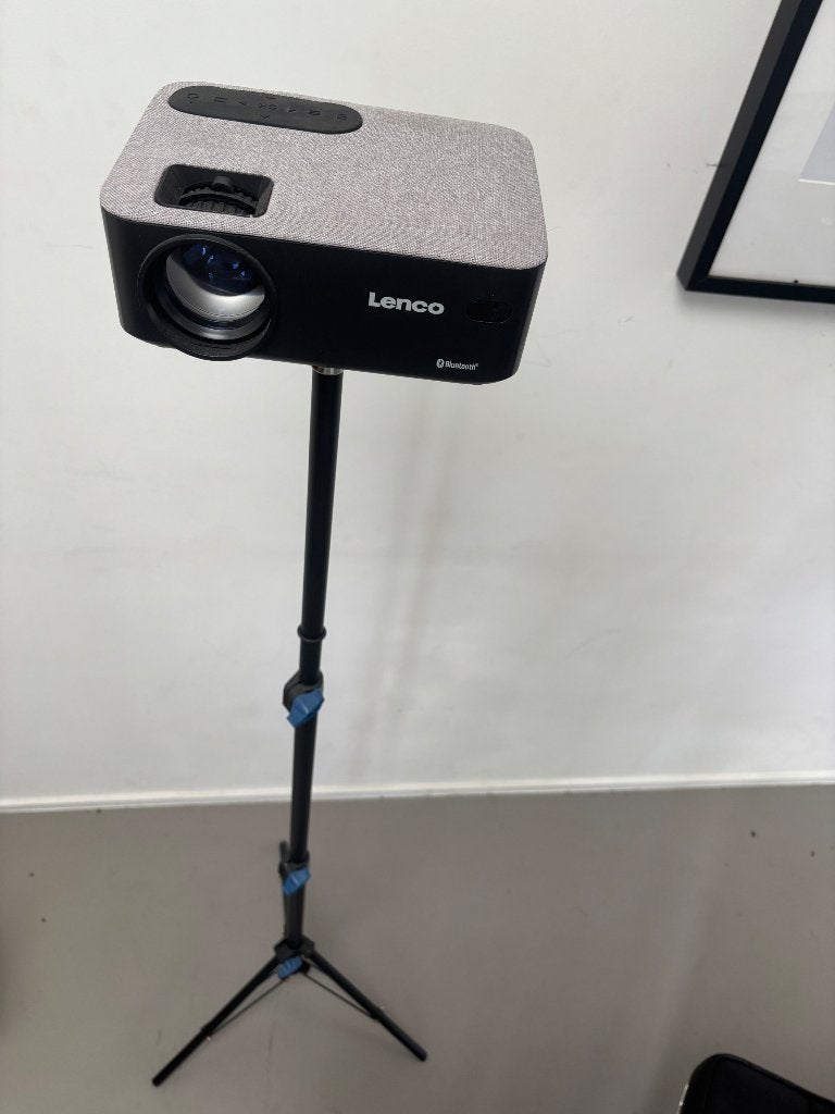 LENCO HD Bluetooth beamer 4000 lm, Ophalen, Lenco, Gebruikt, HD (720)
