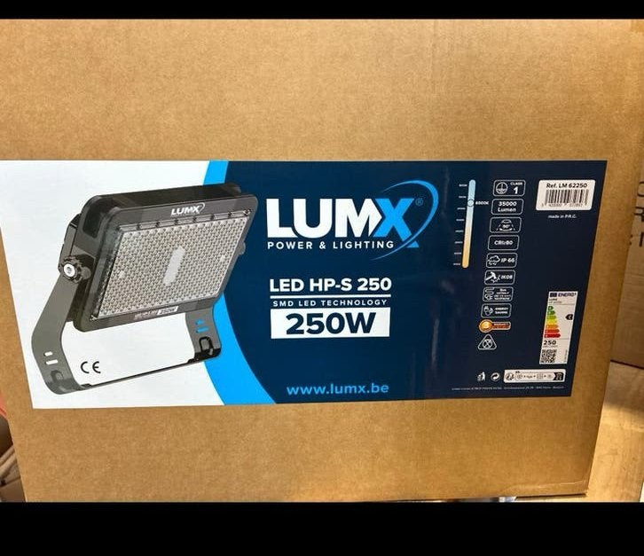 LUMX Werflamp 2 stuks, Ophalen, Zo goed als nieuw