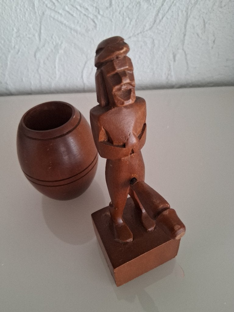 FIGURINE ÉROTIQUE EN BOIS, Enlèvement ou Envoi