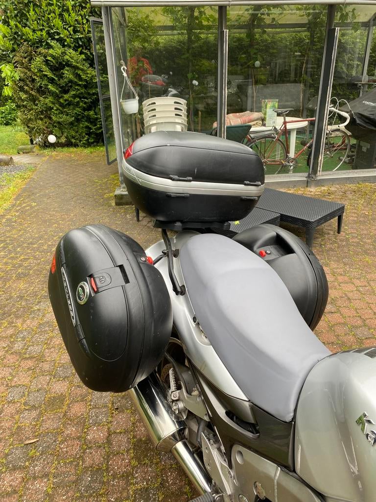 Moto Kawasaki ZZR 1200, Particulier
