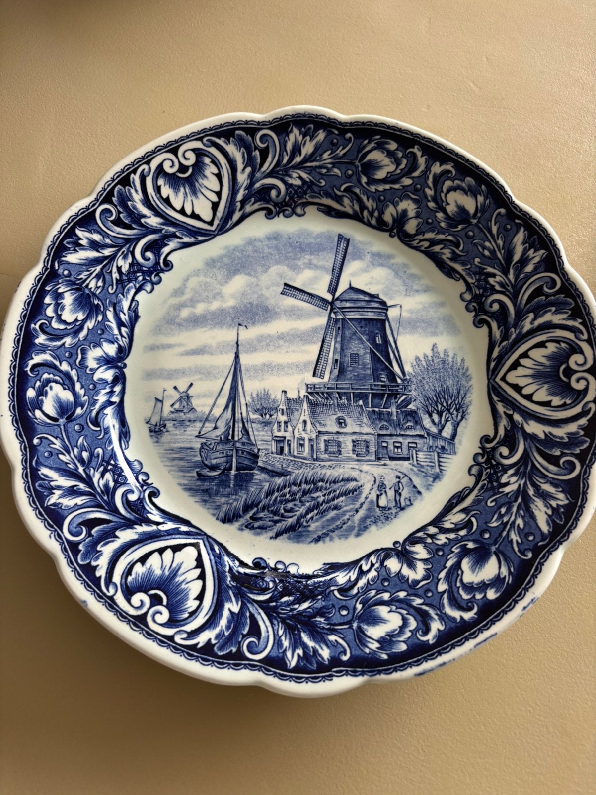 Assiette hollandaise Royal Sphinx Maastricht, Antiquités & Art, Enlèvement ou Envoi