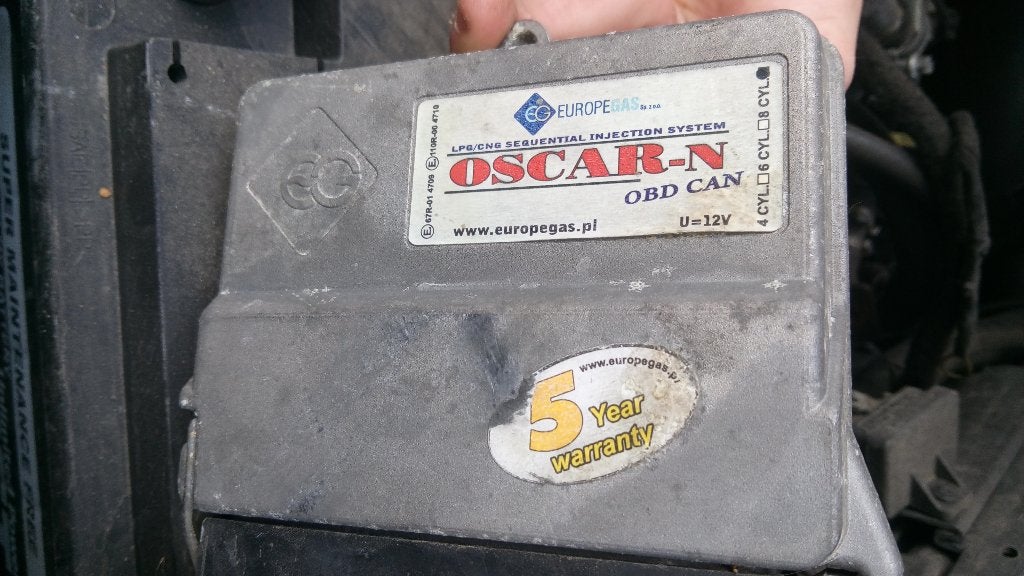 Je recherche : Oscar-N ECU LPG, Enlèvement, Utilisé