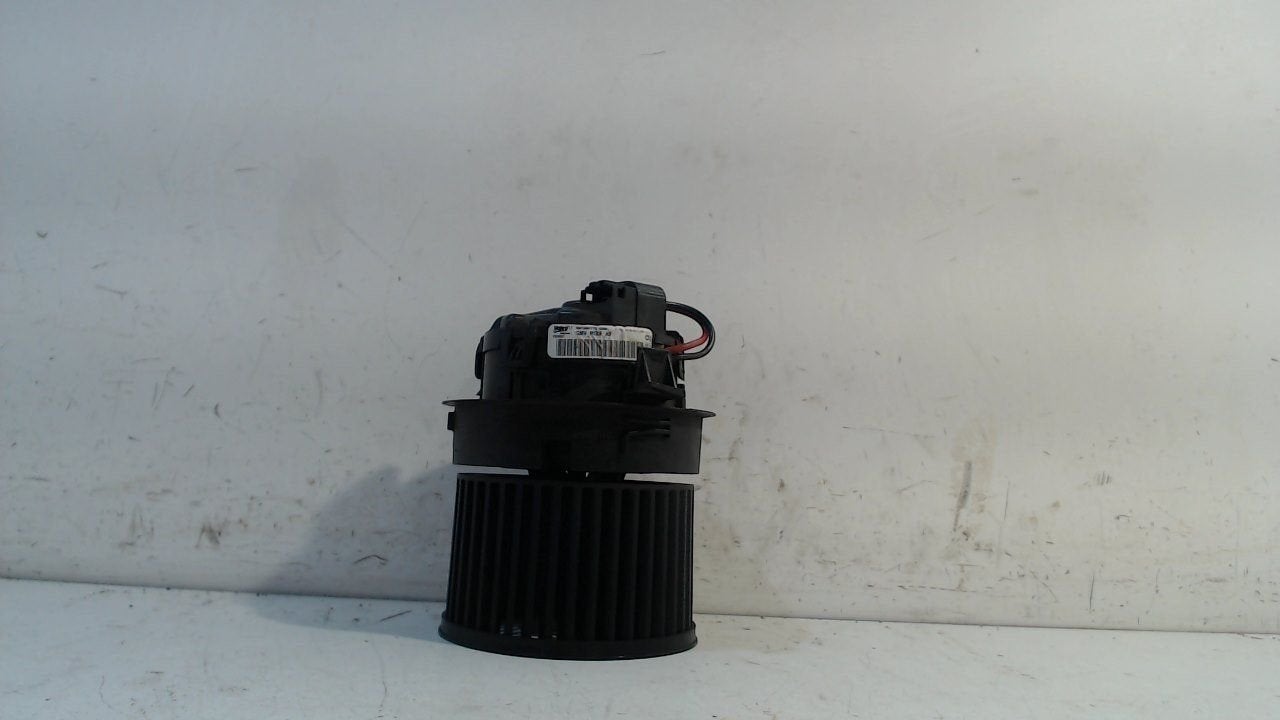 Kachel ventilator motor Peugeot 208, Onderdelen@venauto.nl, Van der Ven Autorecycling B.V., Ettenseweg 76, 4706 PB Roosendaal, The Netherlands