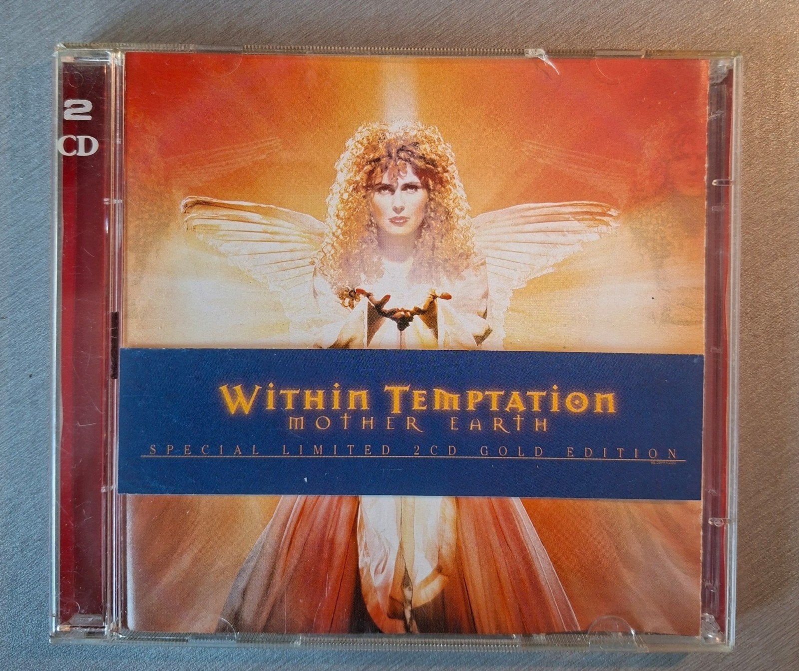 2cd. Within Temptation.  Mother Earth. Special lim. gold ed., Ophalen of Verzenden