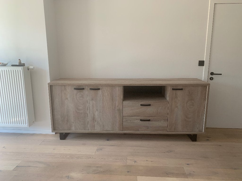 Eetplaats, tv-kast, kleerkast en salontafel, Huis en Inrichting, Ophalen