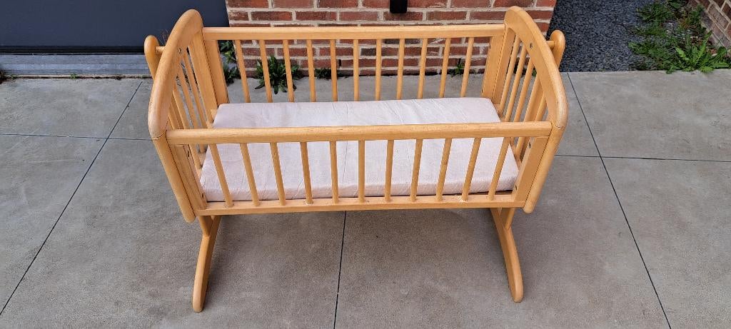 Baby wieg met matras, Kinderen en Baby's, Babywiegjes en Ledikanten, Ophalen, Gebruikt, Wieg