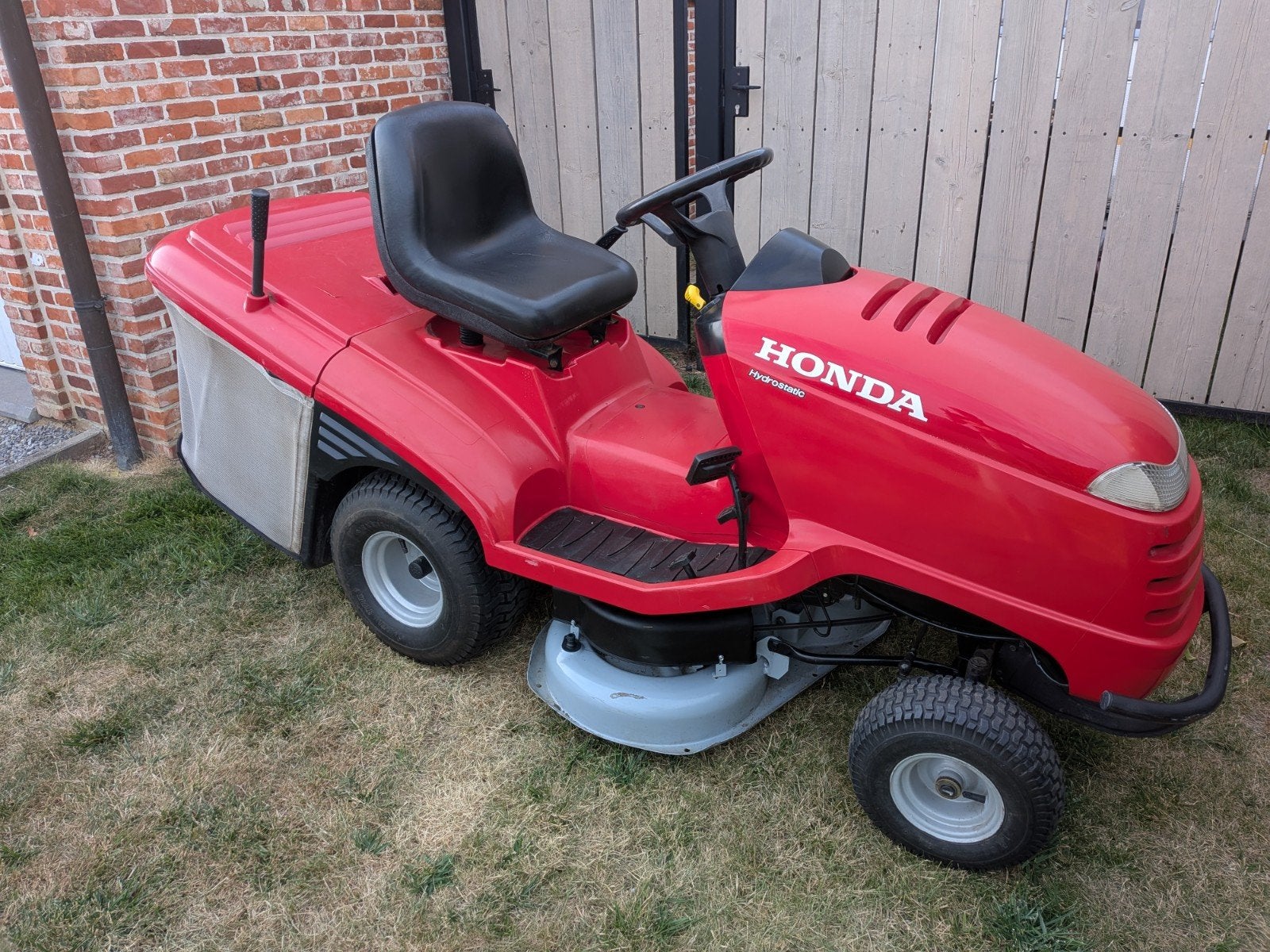 Honda HF2417, Jardin & Terrasse, Tondeuses autoportées, Enlèvement
