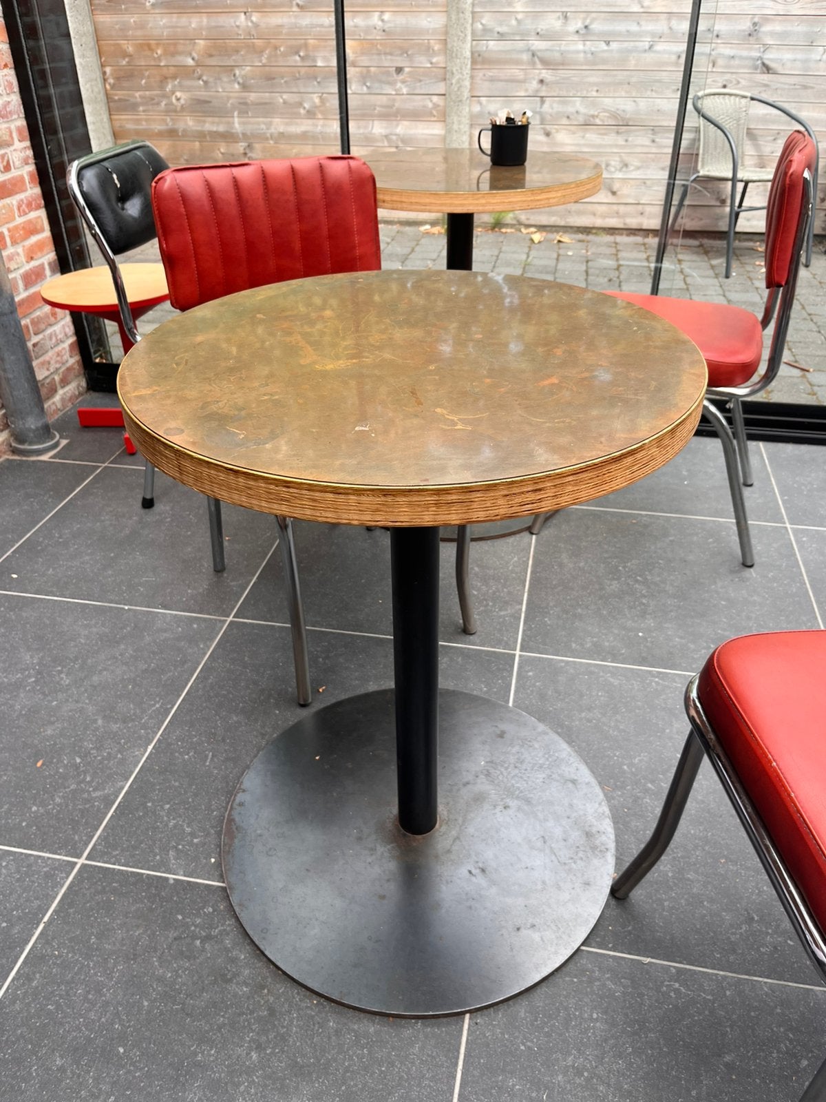 5 robuuste bistro tafels, Articles professionnels, Enlèvement