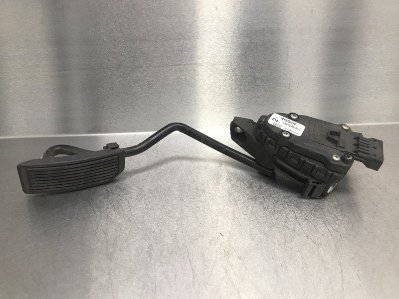 PEDALE D'ACCELERATEUR Nissan Primera (P12) (|18002AU410|), Utilisé, Nissan