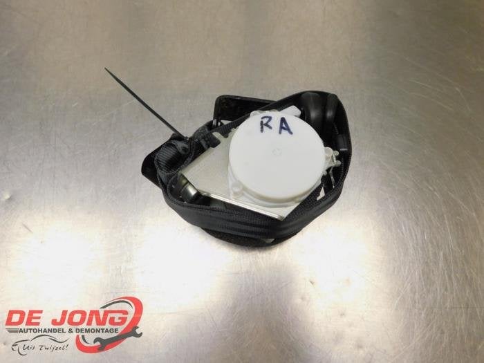 Ceinture de sécurité arrière droite d'un Ford Ecosport, Autos : Pièces & Accessoires, Habitacle & Garnissage, Ford, Utilisé, 3 mois de garantie