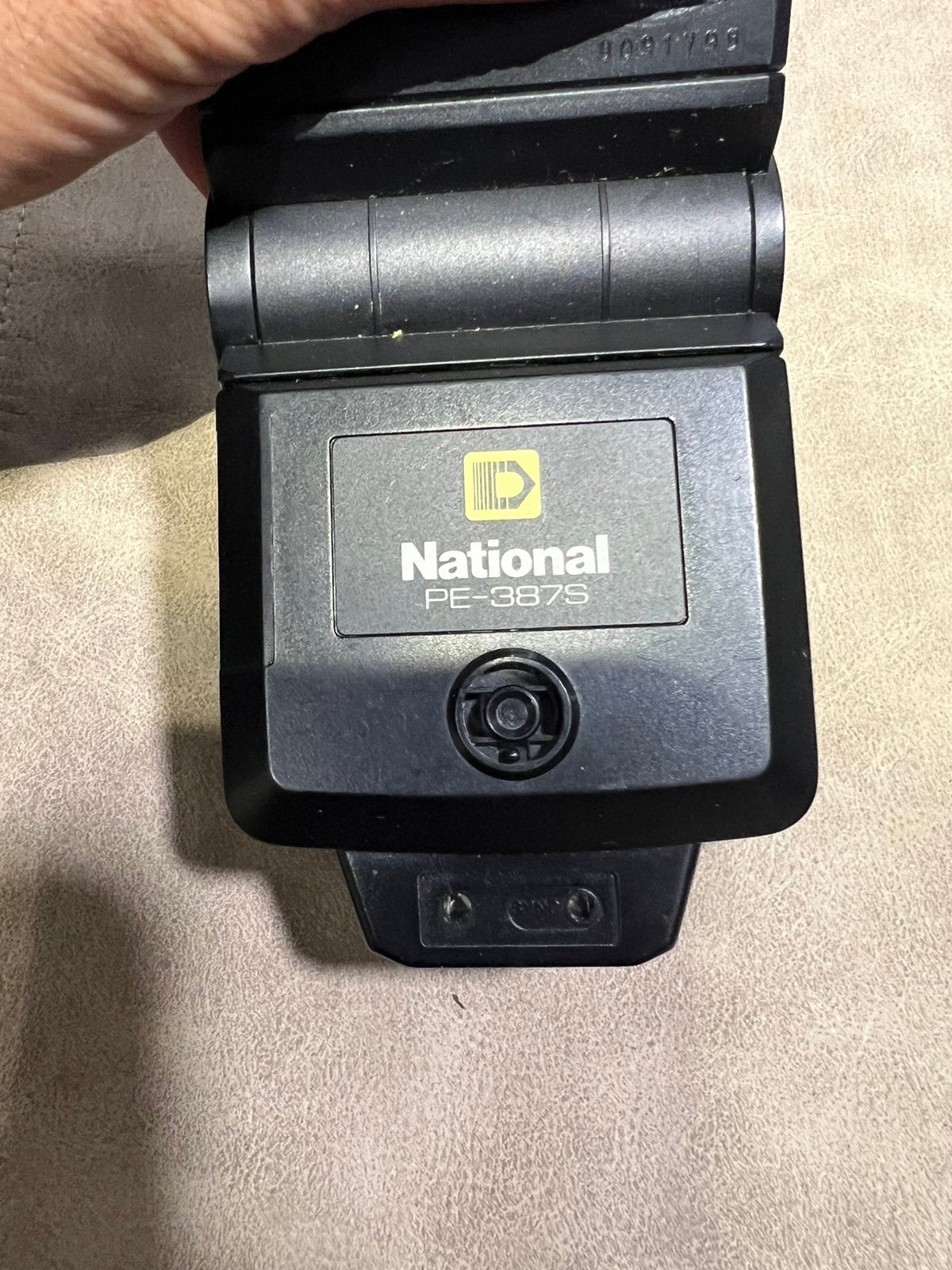 Flash National PE-387S, TV, Hi-fi & Vidéo, Enlèvement, Utilisé, National