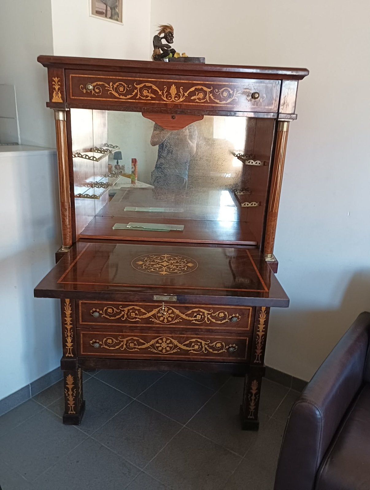 Antieke secretaire kast, Antiek en Kunst, Ophalen