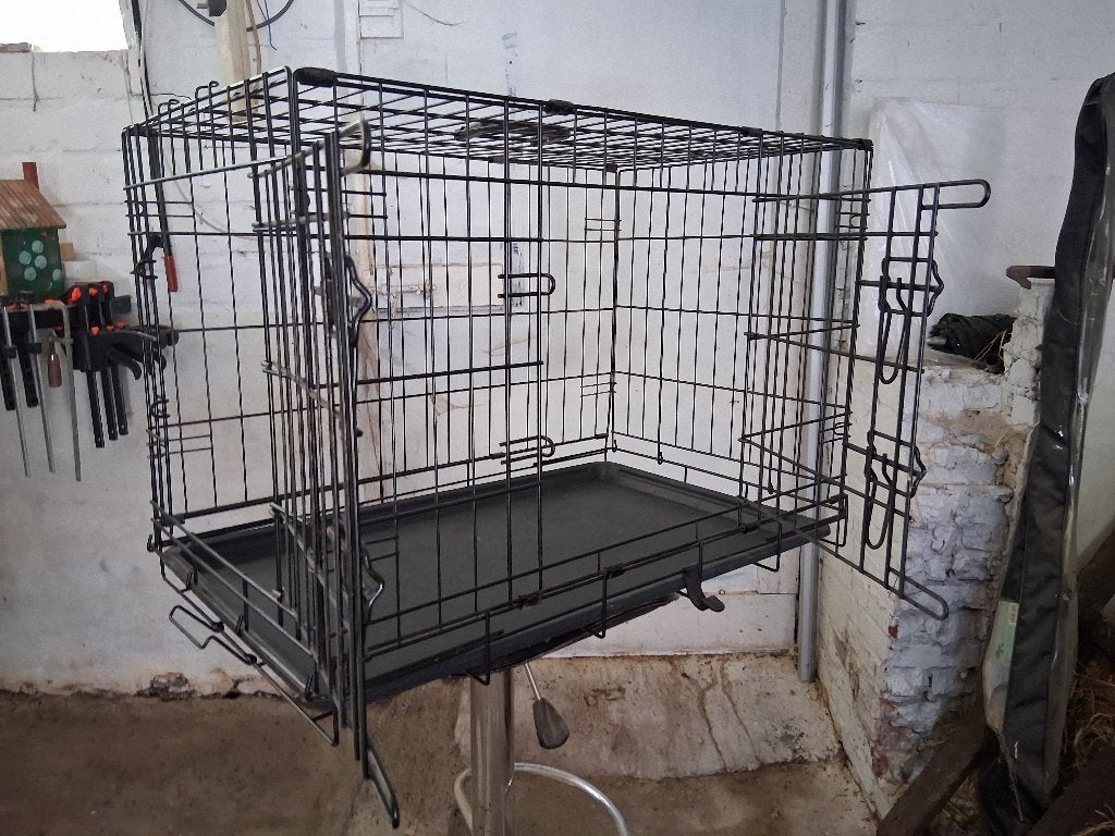 Stevige Honden bench, Ophalen, Zo goed als nieuw