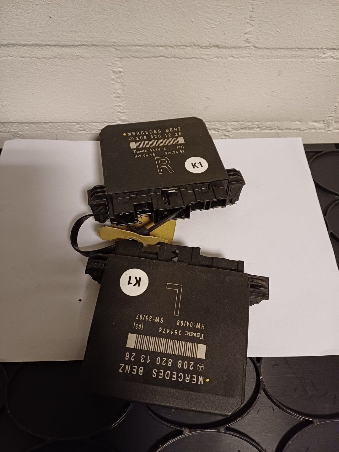 Mercedes-Benz CLK C-Klasse Comfort Module 2088201226 Rechts, Gebruikt, -, Ophalen of Verzenden, -