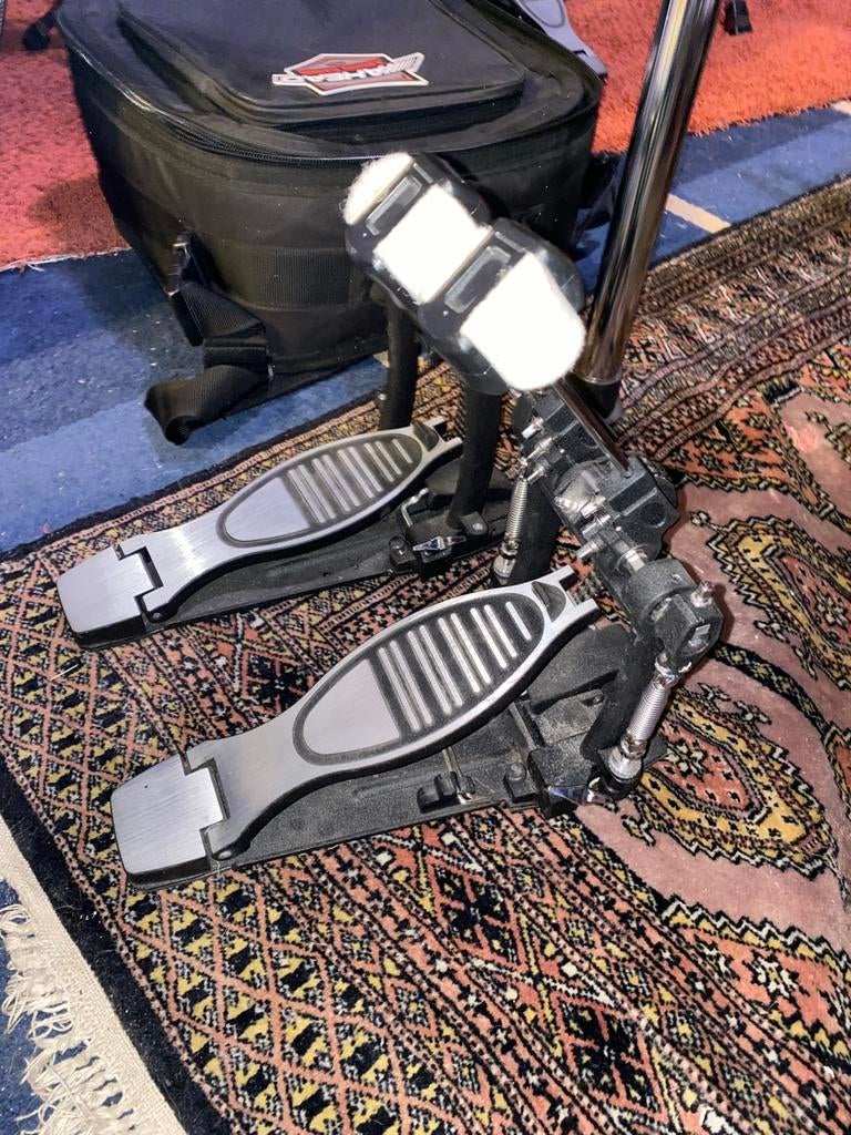 dubbele bassdrum pedalen., Muziek en Instrumenten, Ophalen of Verzenden, Gebruikt