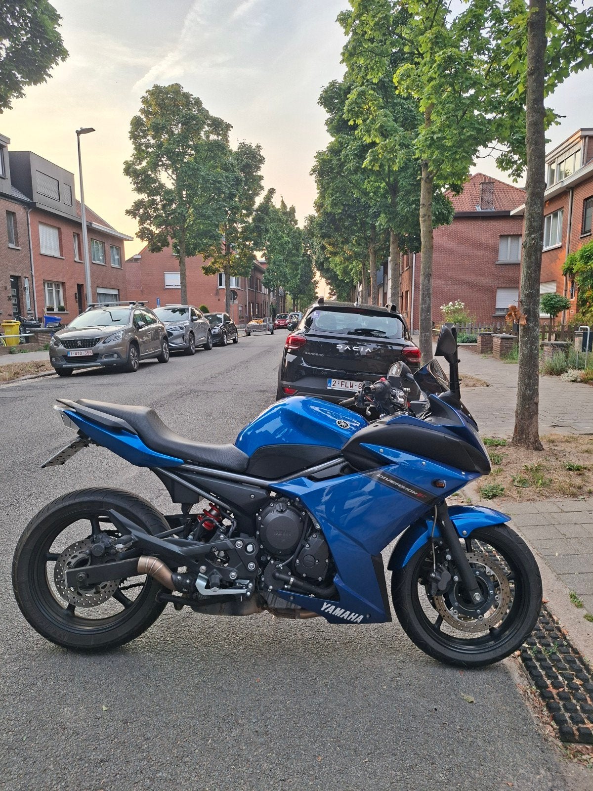Yamaha XJ6 A2 25kw papier full power, Motoren, Particulier, Minimaal motorrijbewijs A2, 12 t/m 35 kW