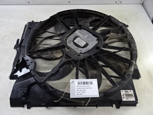RADIATEUR VENTILATEUR BMW 3 serie (E92) (67327561713901), Autos : Pièces & Accessoires, Utilisé, BMW, Petuelring 130
80809  München, DE