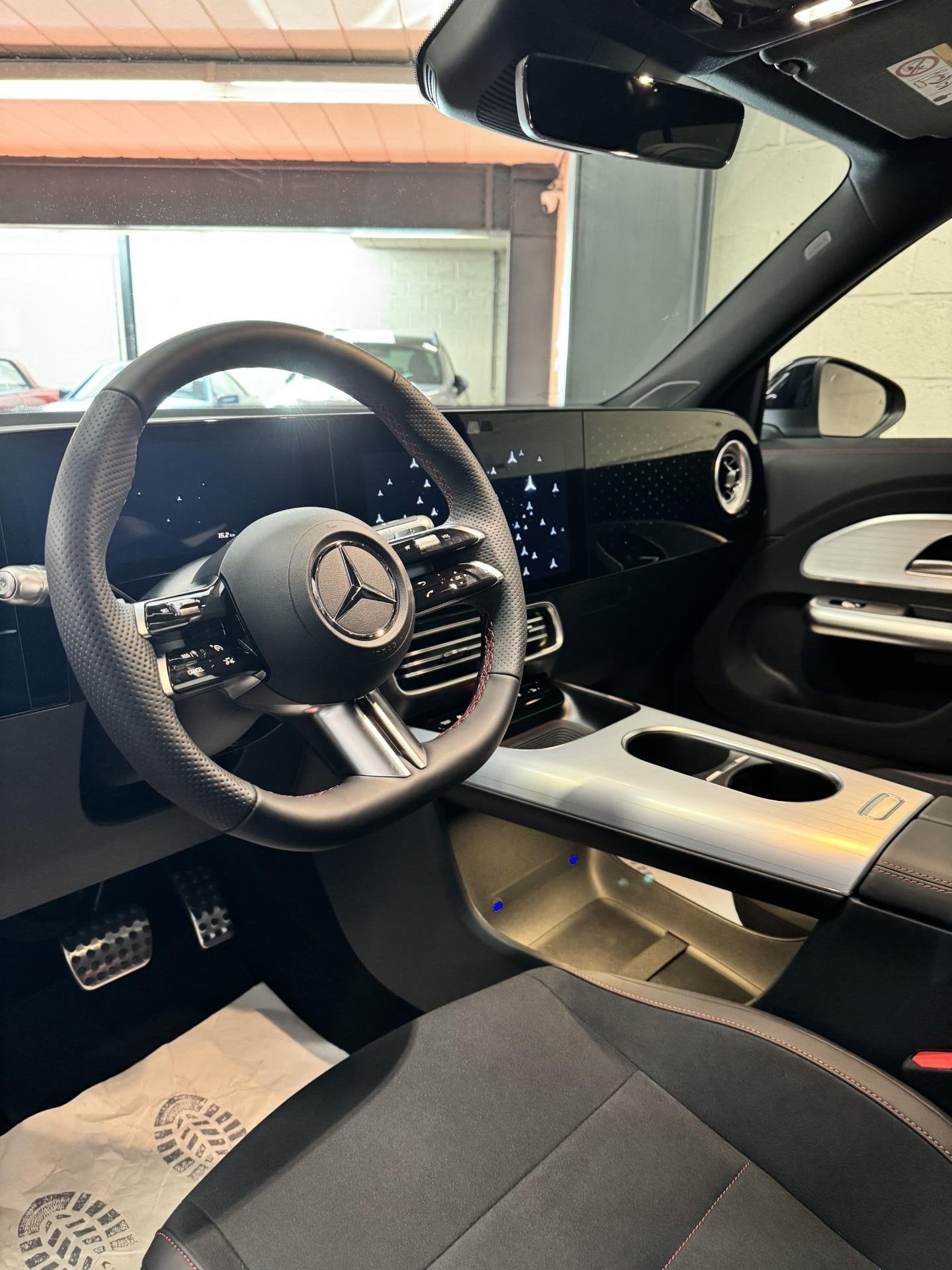 Mercedes-Benz GLB GLB 180 "140 Years Edition" DOS 8911, Auto's, Stof, Zwart, 4 cilinders, 136 pk