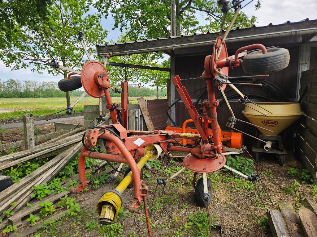 Kuhn hooikeerder, hooischudder, Enlèvement, Agricole