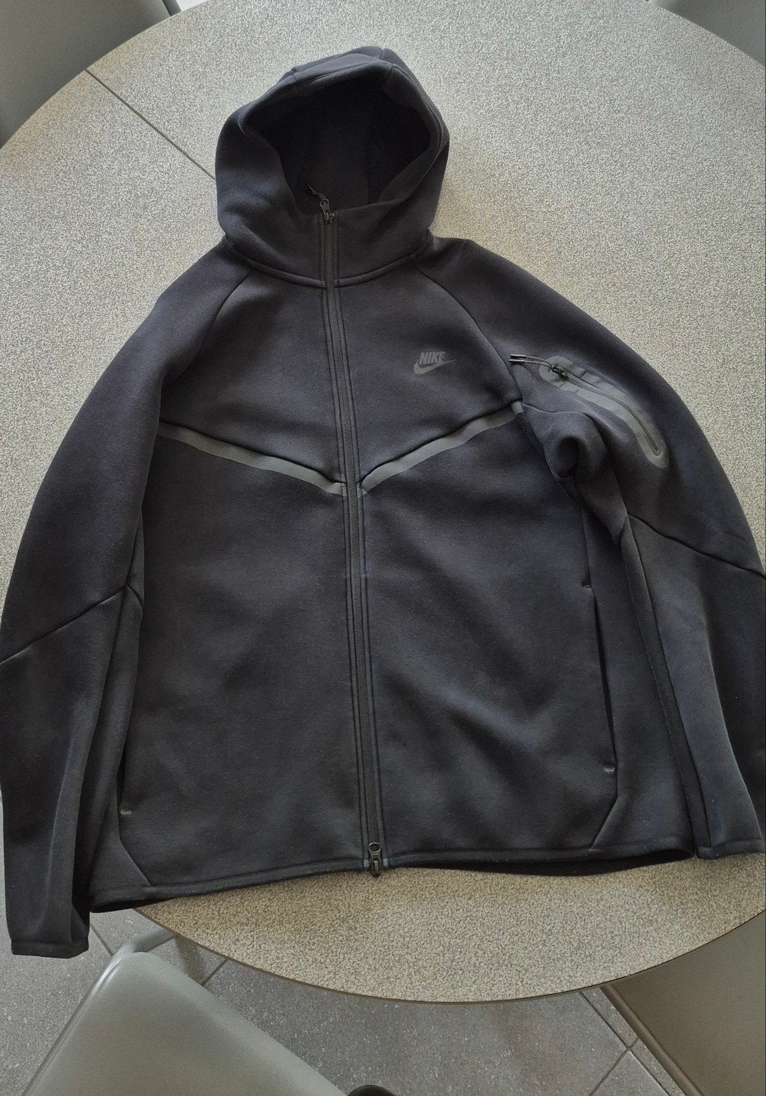 Sweat à capuche Nike Tech noir, Vêtements | Hommes, Enlèvement ou Envoi, Noir
