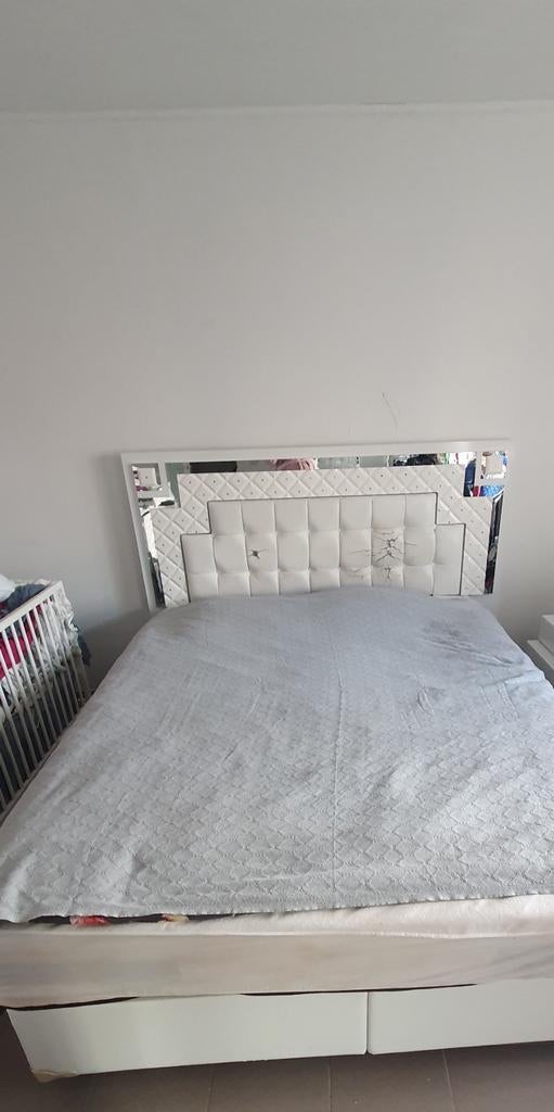 Tweepersoonsbed, Ophalen, Stof