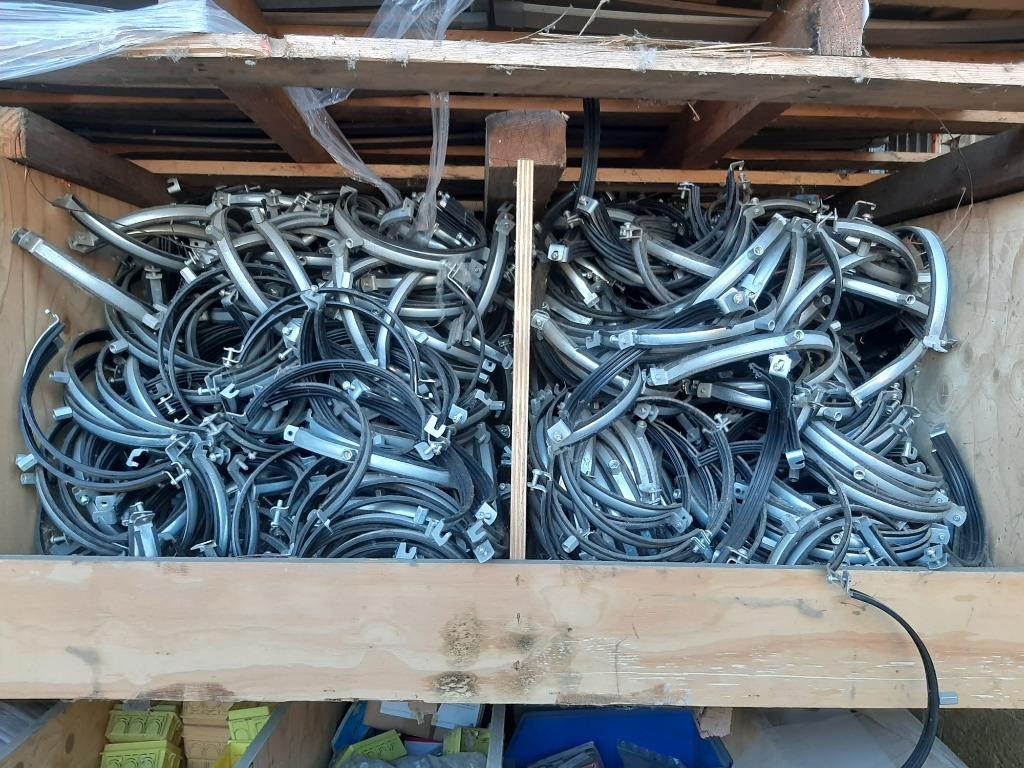 Galva metalen ophangbeugel met rubber diameter 200mm, Ophalen, Nieuw, 100 tot 250 mm, Overige typen